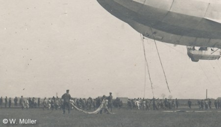 Landemanver eines Zeppelin in Kln-Bickendorf