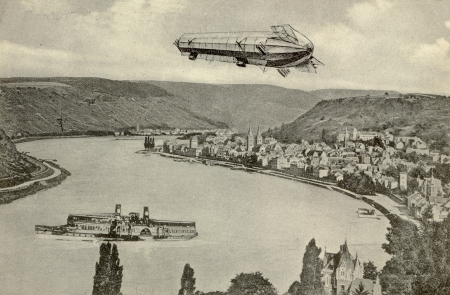 Luftschiff Z II ber dem Rheintal