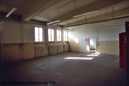 Werkstatt an der Halle 1 des Flughafen Kln Butzweilerhof